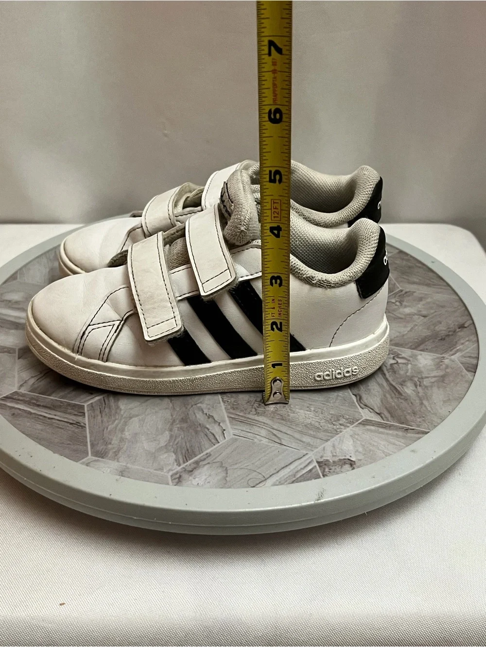Adidas Kids White Black Sneakers Size 10K Toddler Shoes